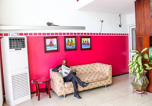 אקרה Maxlot Hotel מראה חיצוני תמונה