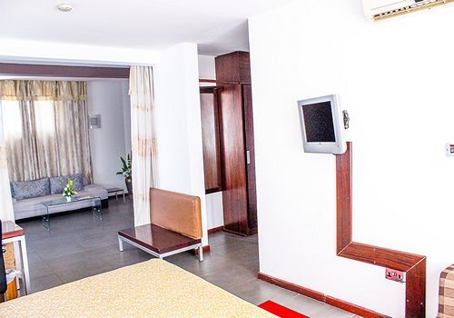 אקרה Maxlot Hotel מראה חיצוני תמונה